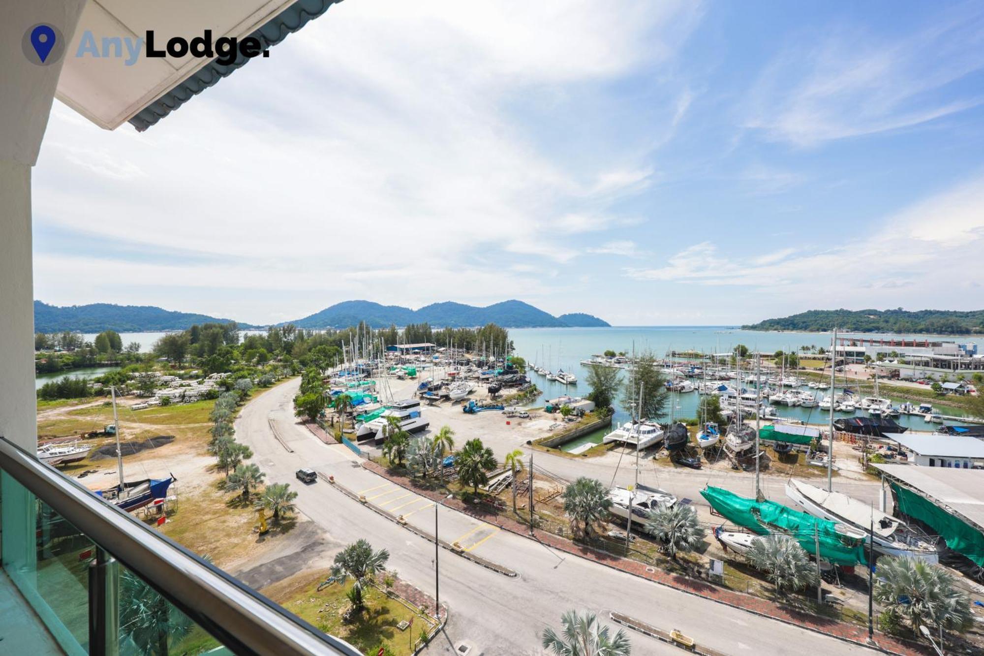 Anylodge Waterfront Marina Island Pangkor ลุมุต ภายนอก รูปภาพ